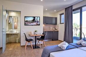 Del Mar Apartments in Stalis