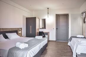 Del Mar Apartments in Stalis