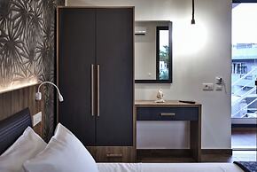 Del Mar Apartments in Stalis