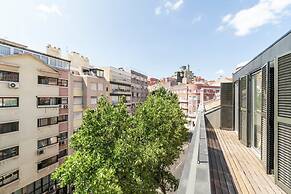 Modern 1BD w AC & Balcony