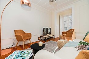 Stunning & Modern 2 Bedroom Apartment in Chiado