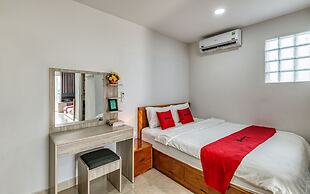 Cherry Hotel and Apartment