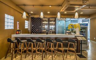 Cherry Hotel and Apartment