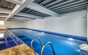 Cherry Hotel and Apartment