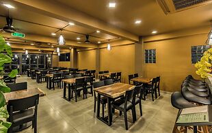 Cherry Hotel and Apartment