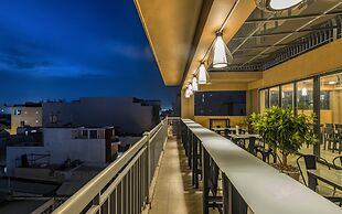 Cherry Hotel and Apartment