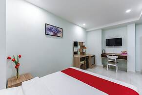 Cherry Hotel and Apartment