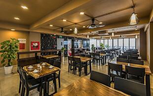 Cherry Hotel and Apartment