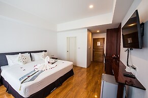 Royal Train Garden Resort