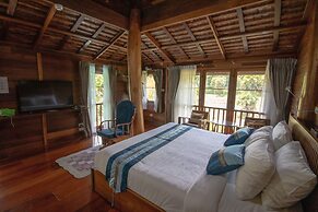 Royal Train Garden Resort