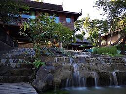 Royal Train Garden Resort