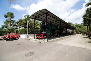 Royal Train Garden Resort