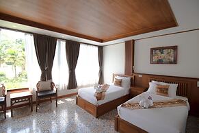 Royal Train Garden Resort