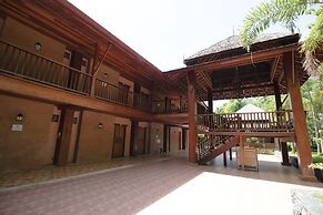 Royal Train Garden Resort