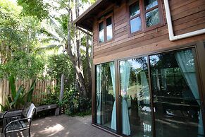 Royal Train Garden Resort