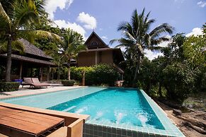 Royal Train Garden Resort