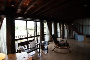 Royal Train Garden Resort