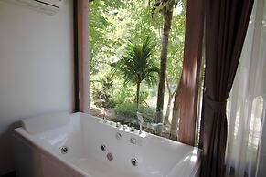 Royal Train Garden Resort