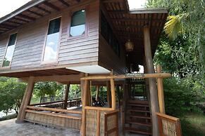 Royal Train Garden Resort