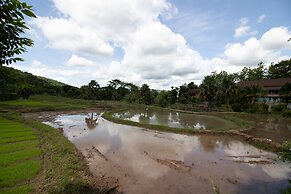 Royal Train Garden Resort