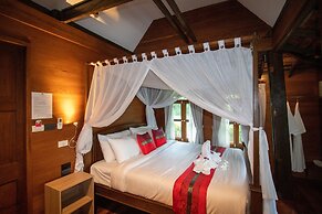 Royal Train Garden Resort