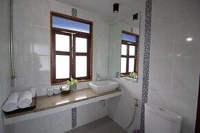 Royal Train Garden Resort