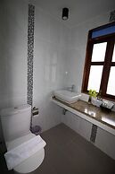 Royal Train Garden Resort