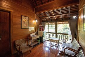 Royal Train Garden Resort