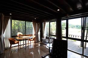 Royal Train Garden Resort