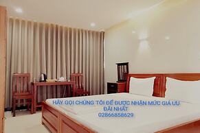 Cuc Phuong Hotel