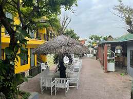 Nana Lee Homestay & Restaurant