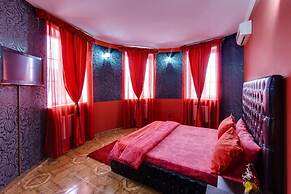 Hotel Marton Lion