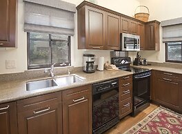 Enclave 158 4 Bedroom Home by RedAwning