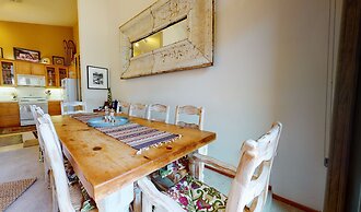 Snowcreek V 760 Pet-Friendly, Amazing Mountain Views, Private 2 Car Ga