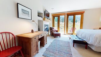 Snowcreek V 760 Pet-Friendly, Amazing Mountain Views, Private 2 Car Ga