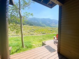 Snowcreek V 760 Pet-Friendly, Amazing Mountain Views, Private 2 Car Ga