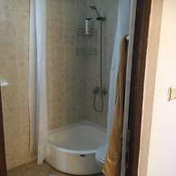 Frankies Penthouse Apartment