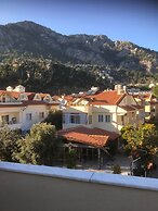 Frankies Penthouse Apartment