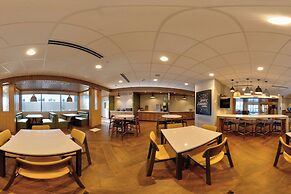 Fairfield Inn & Suites by Marriott Milwaukee Brookfield