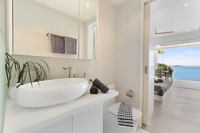 Luxury Apartment Unique Residences