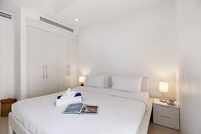 Luxury Apartment Unique Residences