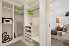 Luxury Apartment Unique Residences