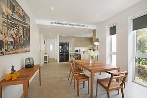 Luxury Apartment Unique Residences