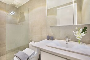 Luxury Apartment Unique Residences