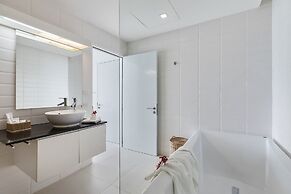 Luxury Apartment Unique Residences