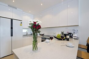 Luxury Apartment Unique Residences