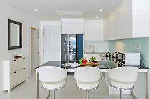 Luxury Apartment Unique Residences