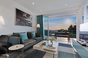 Luxury Apartment Unique Residences