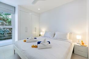 Luxury Apartment Unique Residences