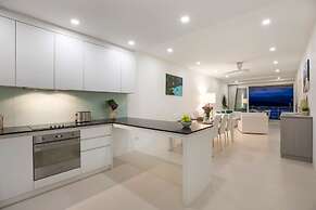 Luxury Apartment Unique Residences